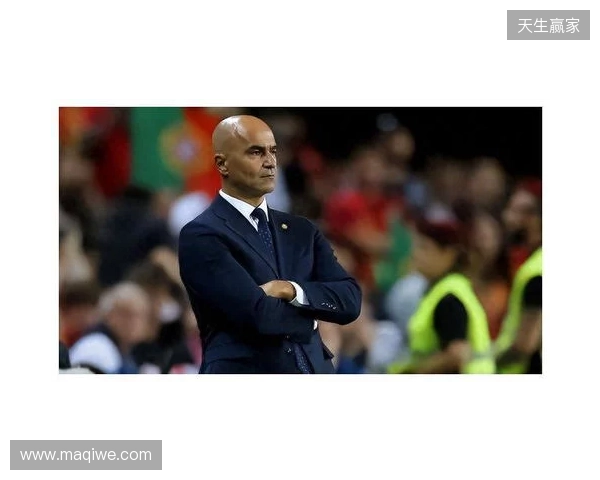 现役前三中场？维蒂尼亚：第一佩德里，然后B费、内维斯和我